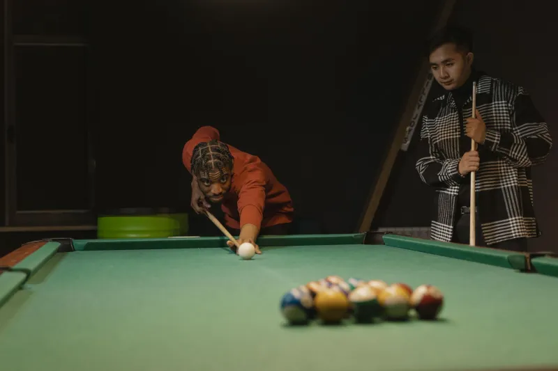 Bait, Trap, Sink: How Seasoned Pool Players Turn the 7-Ball Into a Weapon