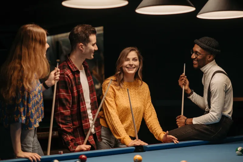Words That Sink Shots: The Surprising Psychology Behind Pool Hall Banter